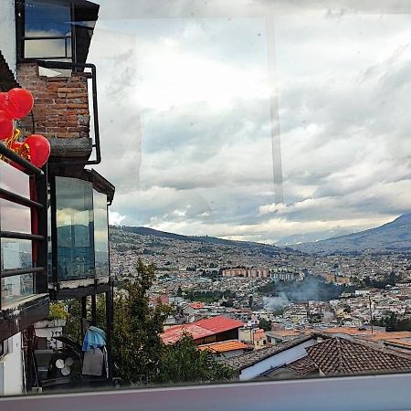 Hotel Luna Quitena Quito Exterior foto